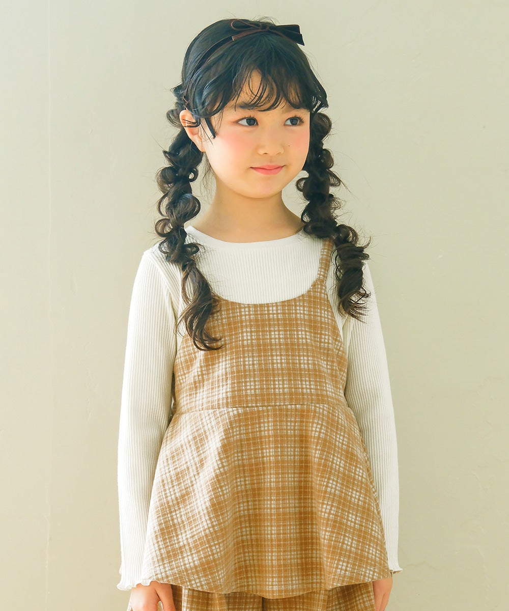 子供服 女の子 チェック柄キャミソール重ね着風 AラインTシャツ ベージュ(51) モデル画像アップ