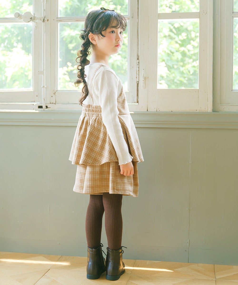 子供服 女の子 チェック柄 タック キュロットパンツ ベージュ(51) モデル画像全身