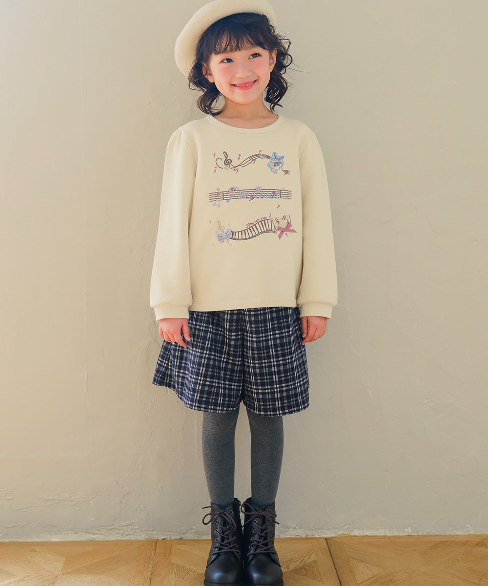 ベビー服 女の子 音符 刺繍 五線譜モチーフ リボン トレーナー アイボリー(12) モデル画像2