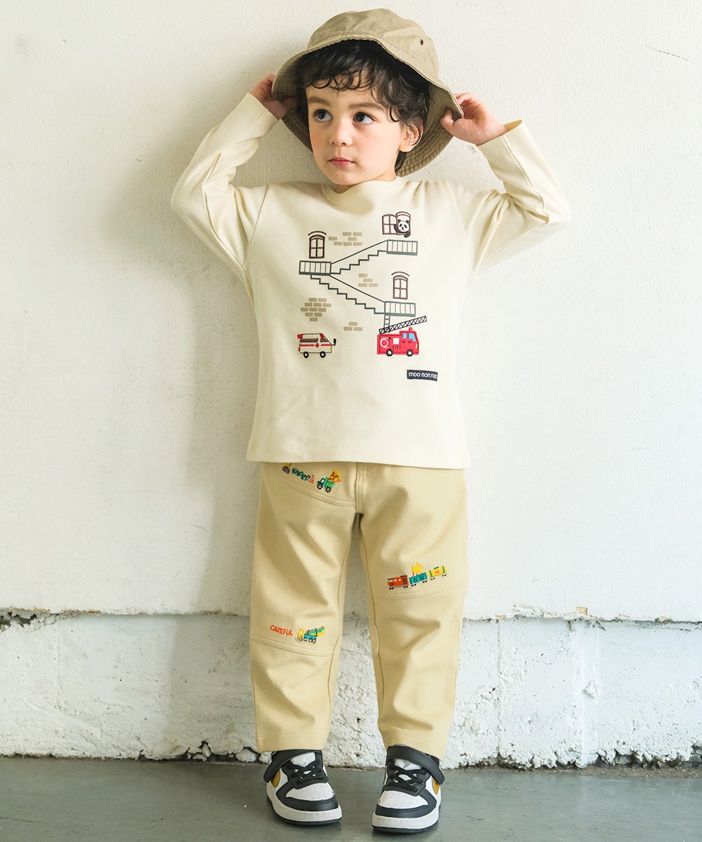 ベビー服 男の子 ハンバーガー はたらく車 乗り物刺繍 ストレッチパンツ ベージュ(51) モデル画像全身