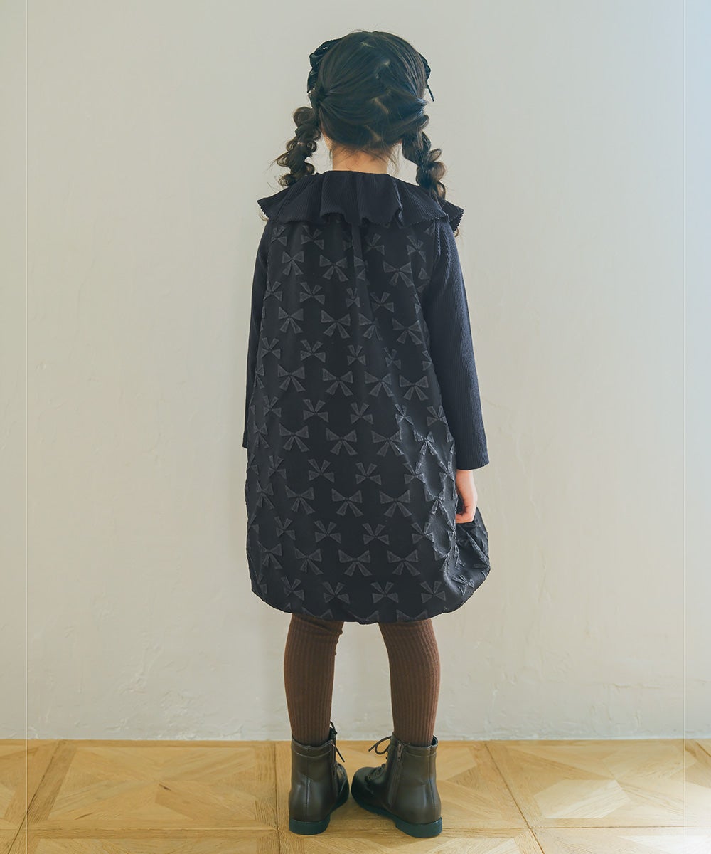 子供服 女の子 リボン柄 タック バルーンワンピース ブラック(00) モデル画像3