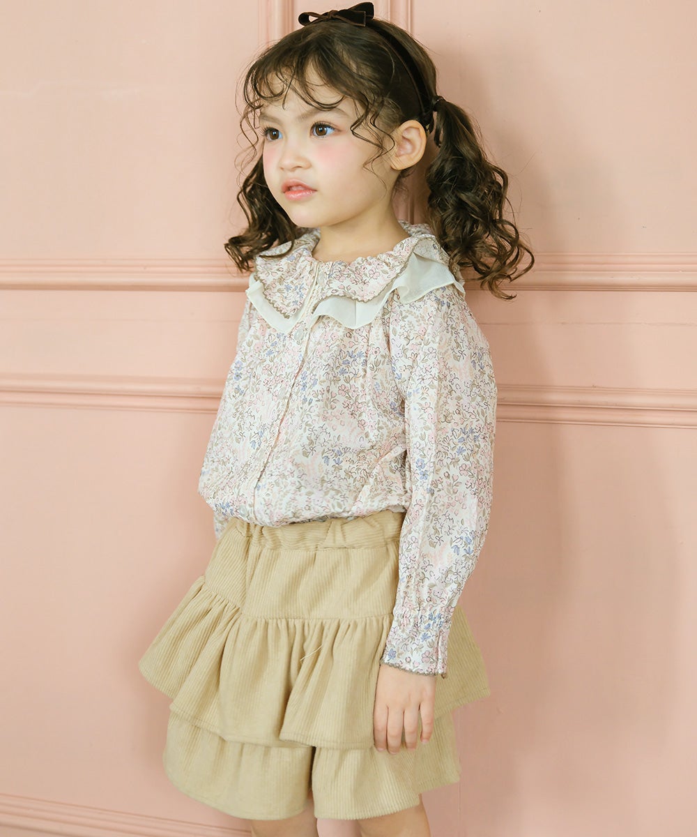 子供服 女の子 小花柄 シフォンフリル襟付き ブラウス アイボリー(12) モデル画像全身