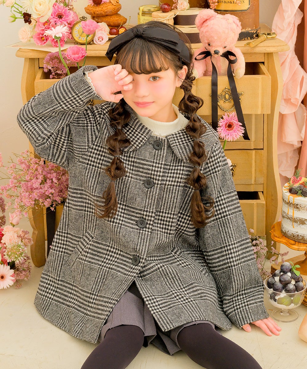 子供服 女の子 チェック柄 襟付き 厚手 微起毛コート ホワイト×ブラック(10) モデル画像3