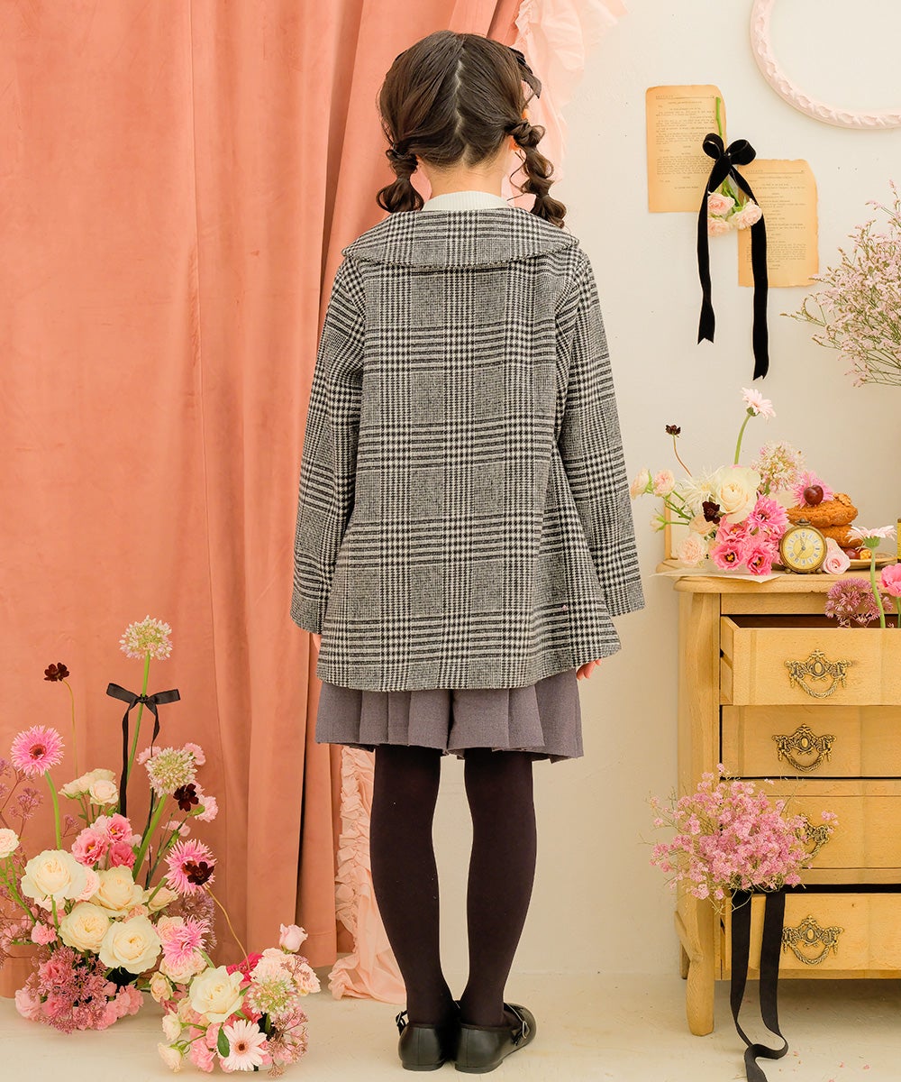 子供服 女の子 チェック柄 襟付き 厚手 微起毛コート ホワイト×ブラック(10) モデル画像4