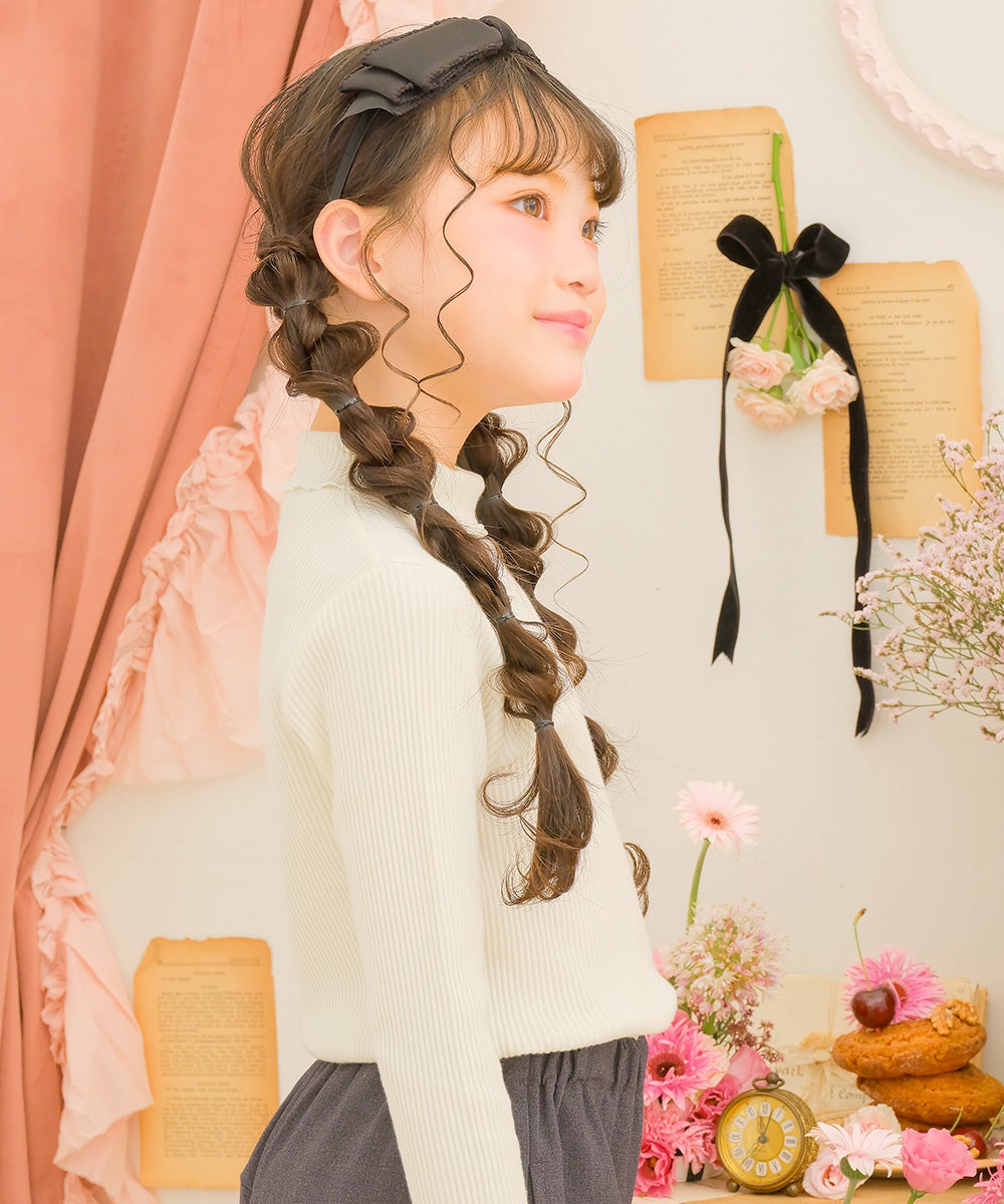 子供服 女の子 リブ ハイネックカットソー オフホワイト(11) モデル画像アップ