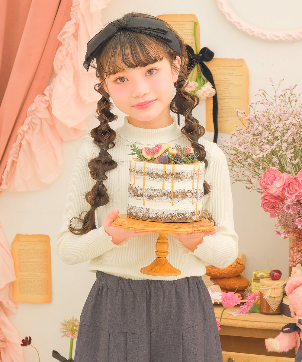 子供服 女の子 リブ ハイネックカットソー オフホワイト(11) モデル画像1
