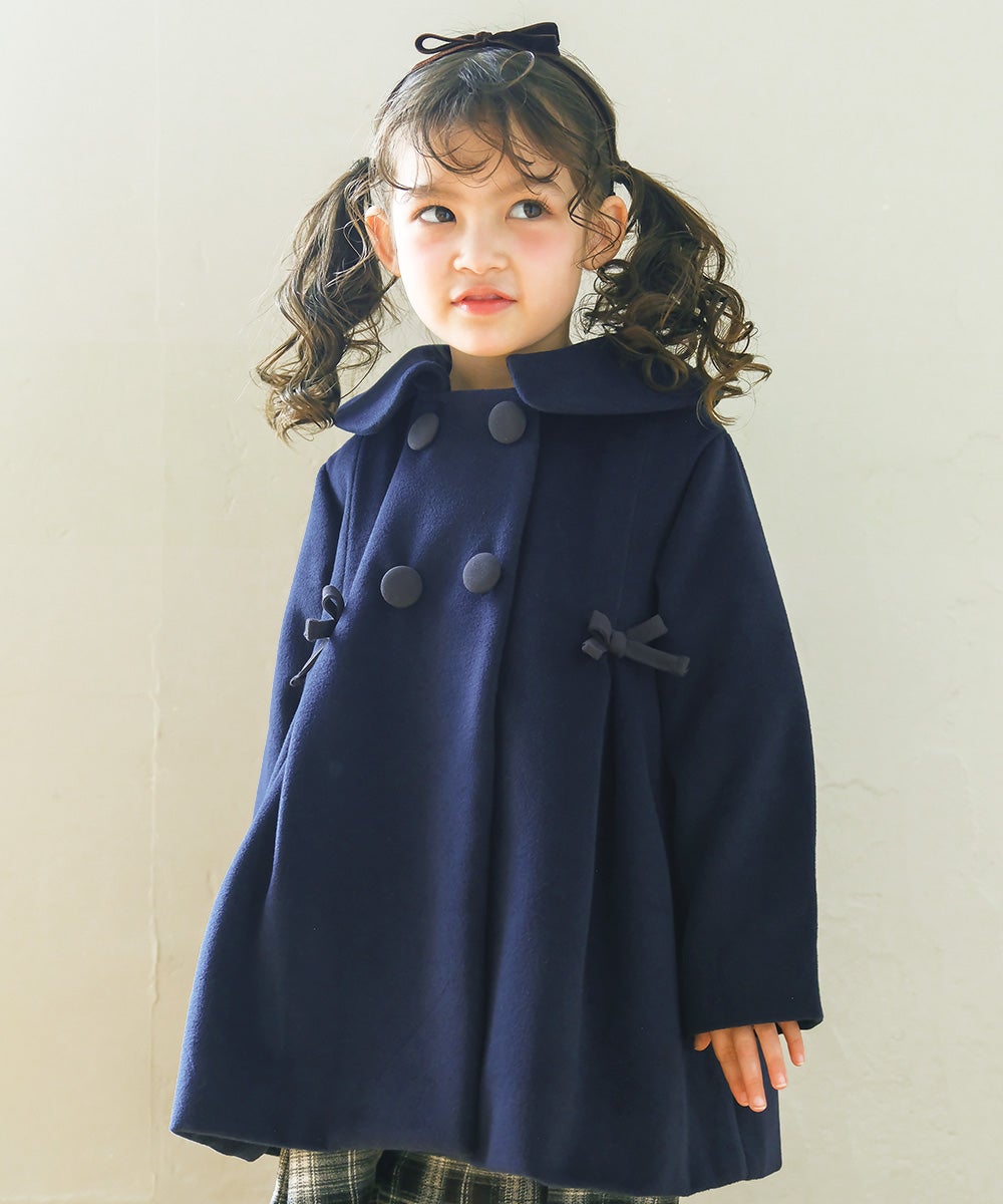 子供服 女の子 リボン 襟つき ダブルボタン 微起毛コート ネイビー(06) モデル画像アップ