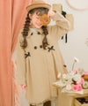 子供服 女の子 リボン 襟つき ダブルボタン 微起毛コート ベージュ(51) モデル画像全身