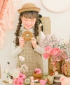 子供服 女の子 チェック柄 ダブルボタン タックワンピース ベージュ(51) モデル画像全身