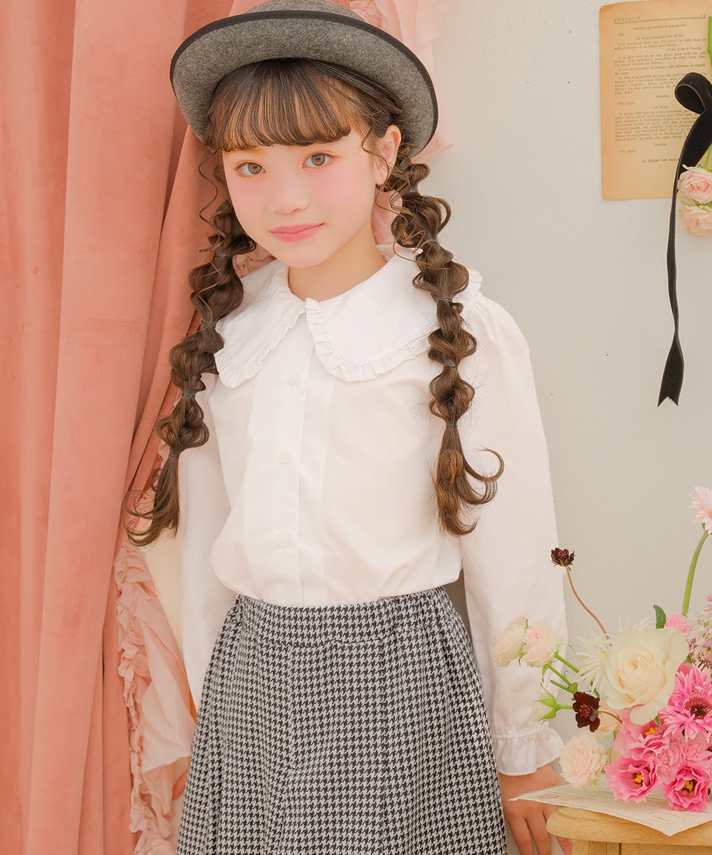 子供服 女の子 フリル 襟つき ブラウス オフホワイト(11) モデル画像1