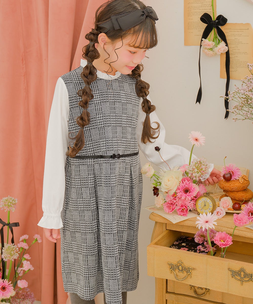 子供服 女の子 チェック柄×ブラウス 重ね着風 リボン付きワンピース ホワイト×ブラック(10) モデル画像1
