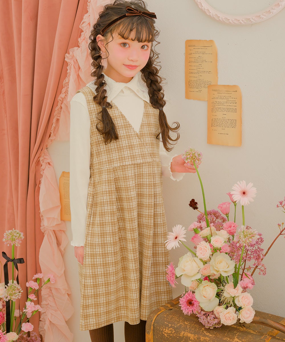 ベビー服 女の子 チェック柄 カシュクール ギャザーワンピース ベージュ(51) モデル画像3