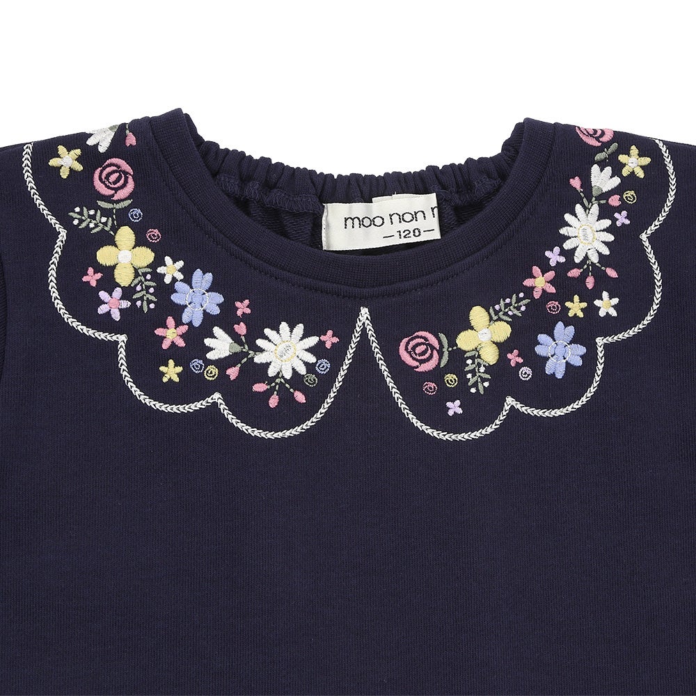 ベビー服 女の子 お花 花柄 刺繍 バックリボンつき 裏毛トレーナー ネイビー(06) デザインポイント1